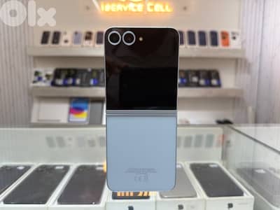 Samsung Z Flip 6 256Gb/12Ram Like New: - Mint Condition
