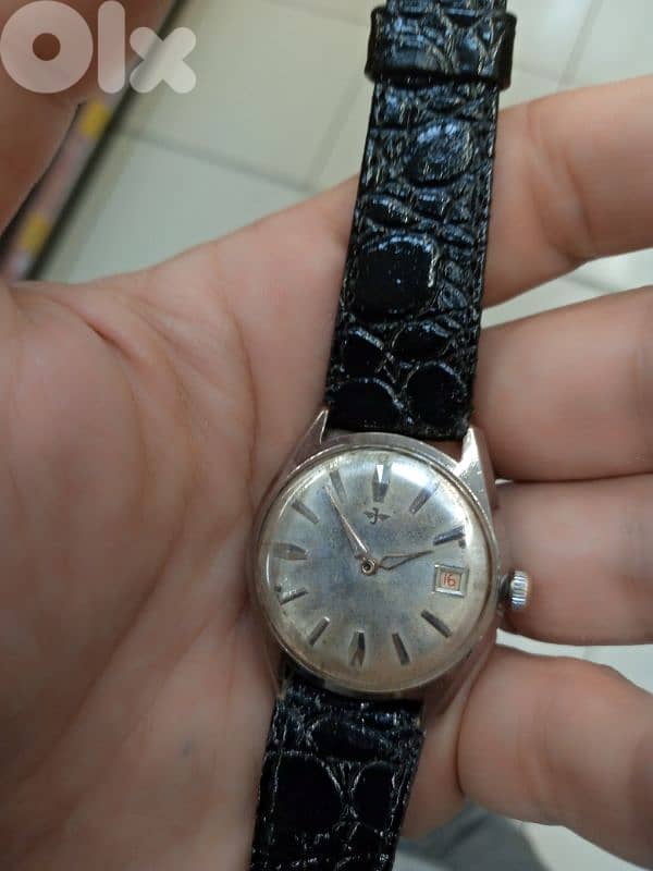 3 vintage Swiss watches winding all for 50$ 4