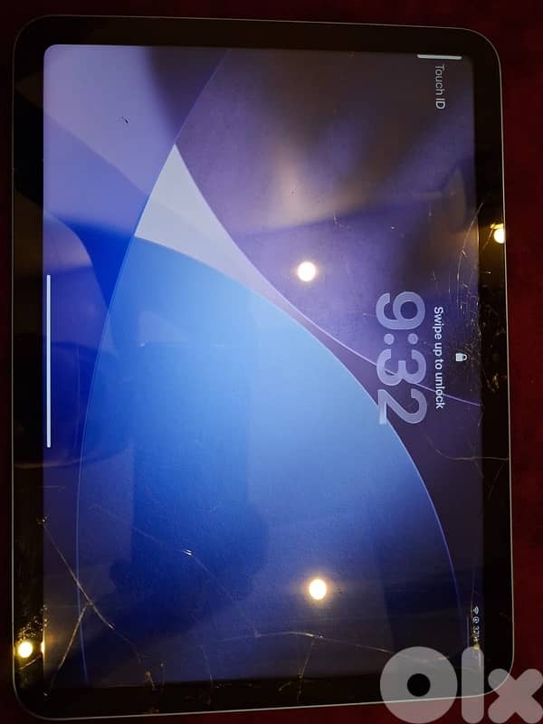 ايباد 10 للبيع بحاله جيده 1