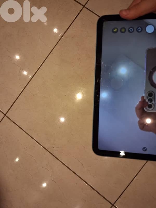 ايباد 10 للبيع بحاله جيده 3