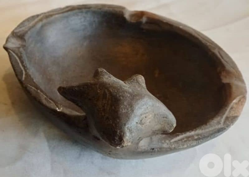 منفضة & فيل خشب ابانوس و نقط عاج شغل يدوي 6