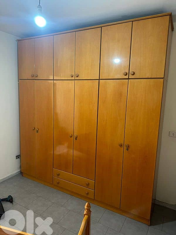 اوضة نوم سويدي طابقين تختين شبه جديدة مع فرشات 0