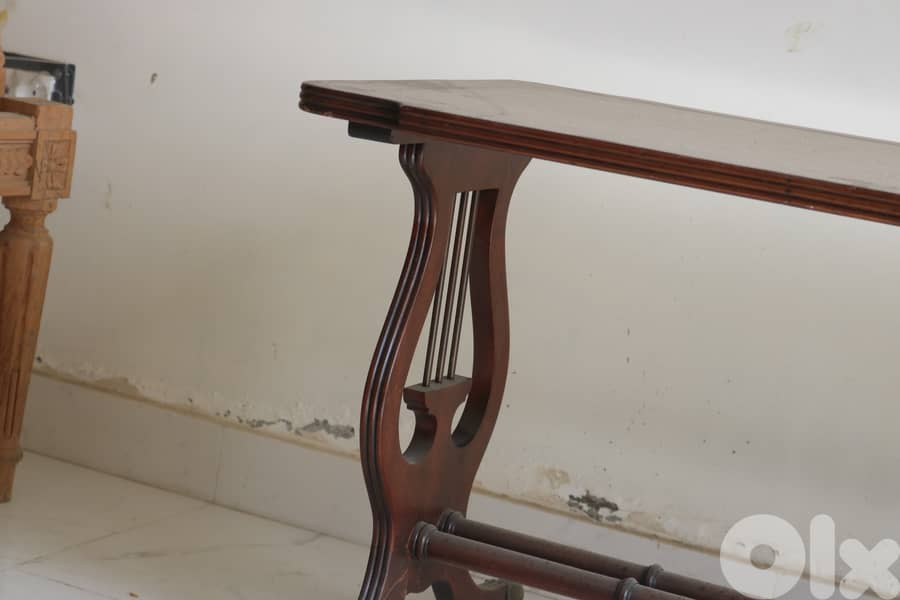 High-Quality Wooden Furniture for Sale – Hand-Crafted & Well-Maintaine 7