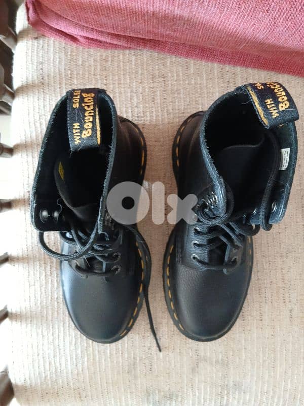 dr martens 4