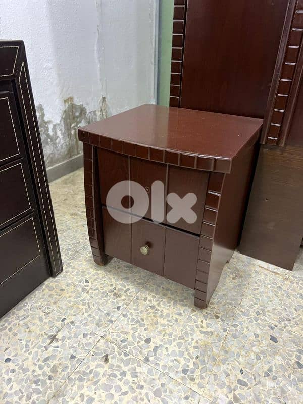 اوضة نوم شغل توصاية ملبسة قشرة زان 4