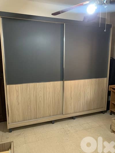 اوضة نوم شغل بيوتي هوم تختين شبه جديدة سحاب