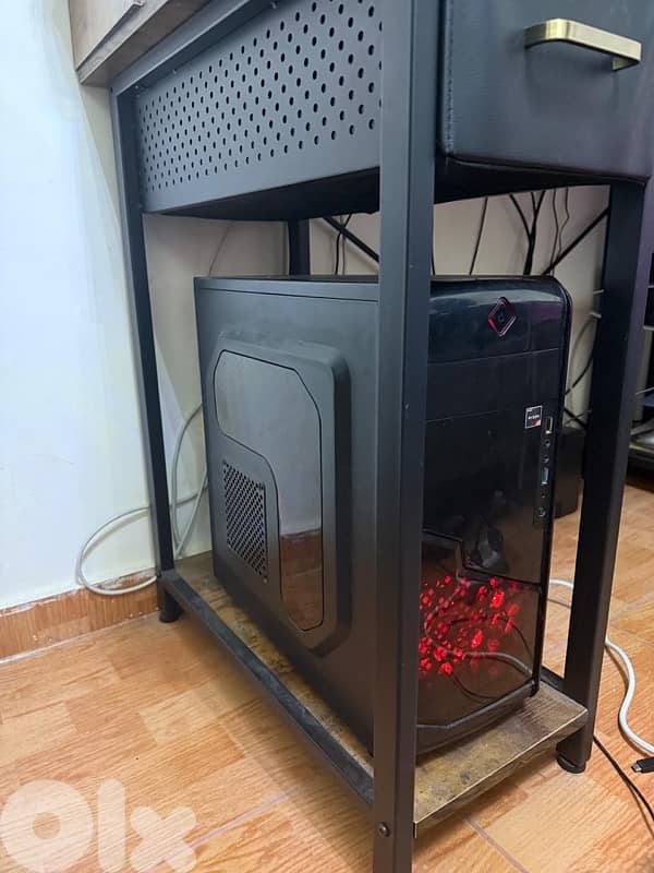 Budget gaming pc good for everything 8