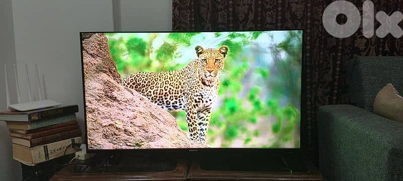 4k HDR smart tv 43 inch 1