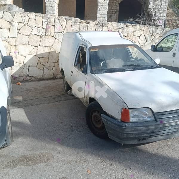 أوبل كاديت 1990 0