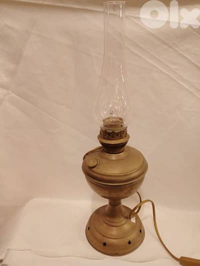 قنديل كاز قديم نحاس محول كهرباء