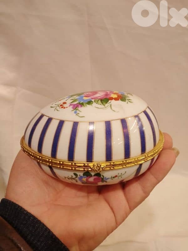 بيض بورسلان أنتيك مرسم حجم كبير 2