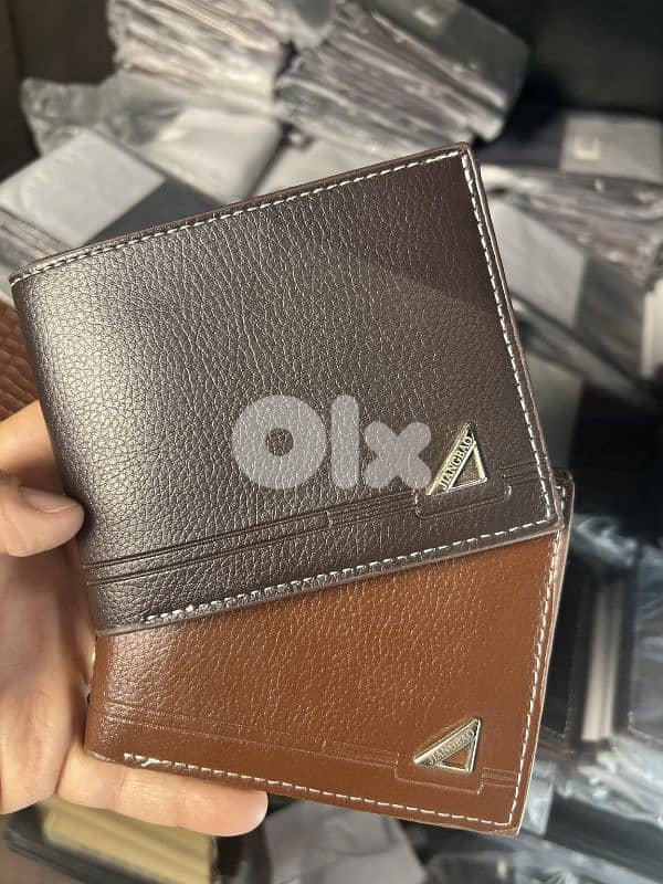 Stylish Two-Tone Leather Wallets 0