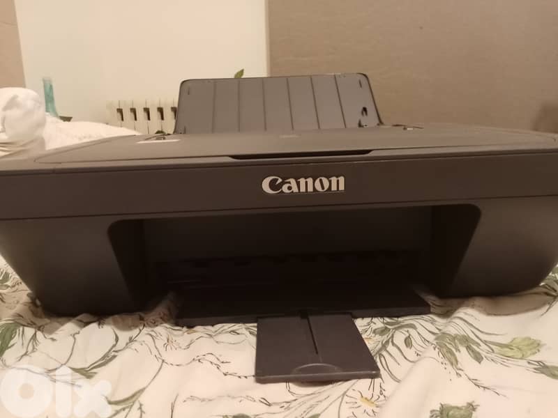 Canon: Printer + scanner + copier 0