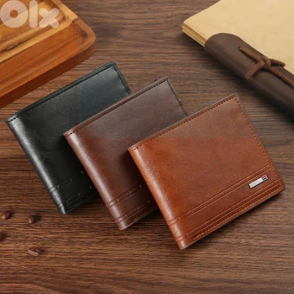 Elegant Leather Wallets in Classic Colors 0
