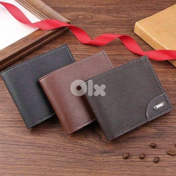 Mens Classic Black Leather Wallet with ID Window & Multiple Card Slots 0