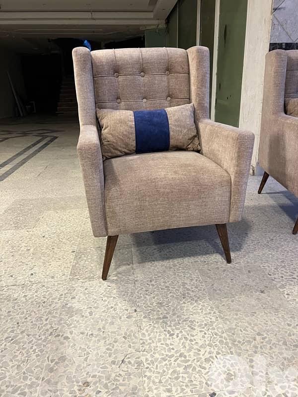 صالون جديد مستخدم اسبوع 4 قطع كلو زان 4