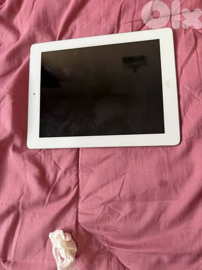 iPad 4th gen great condition + free case/cover