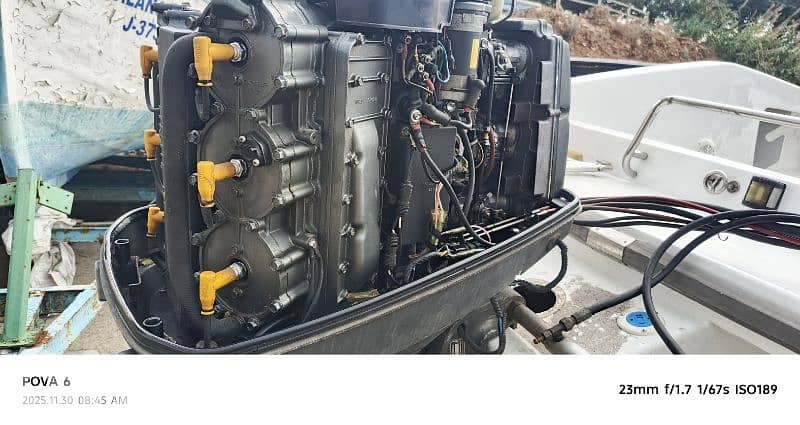 suzuki 2 stroke outboard motor 1