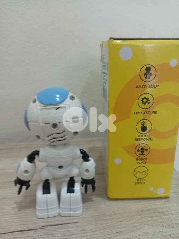 RUKE mini robot touch control 1