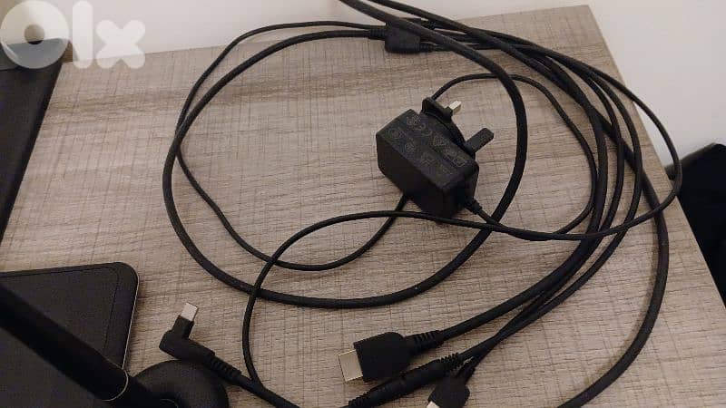 huion kamvas 16 pro with stand glove charging cable pen and pen holder 2