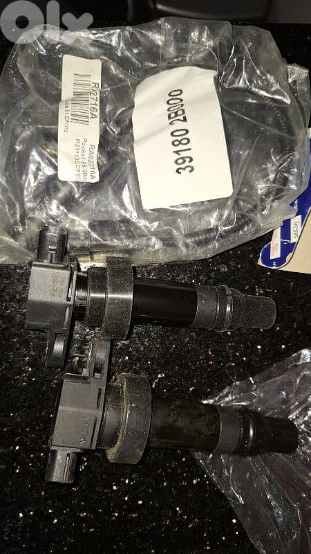 2 Coils Mobis  and 1 Crank shaft sensor for kia 0