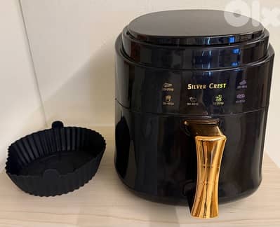 Silver Crest Extra Large Capacity Air Fryer.