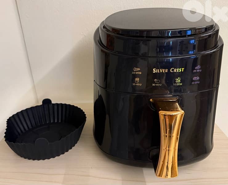 Silver Crest Extra Large Capacity Air Fryer. 0