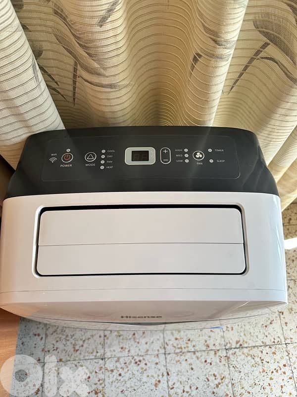 Like-New ‎12,000 BTU Portable AC (& Heater) – Hisense – Ashrafieh 1