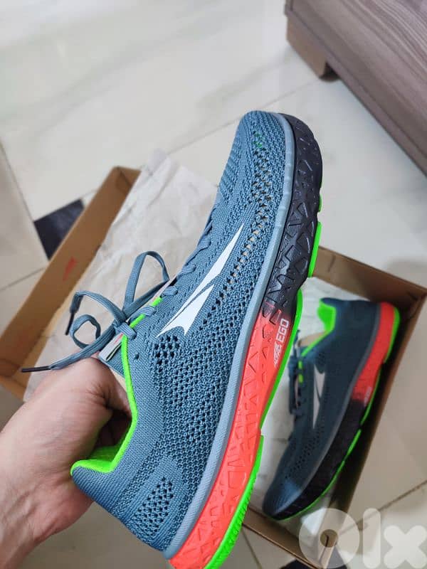 Altra Escalante Racer Zero Drop Running Shoes 5