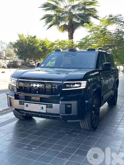 BYD Leopard 8 Flagship 2025 PHEV Plug-In Hybrid 5 Year Warranty