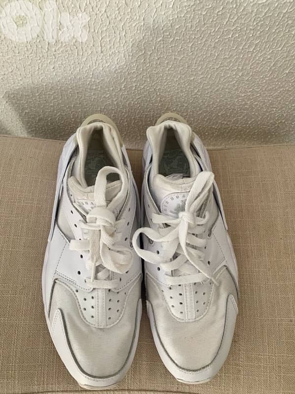 Original Nike Air Huarache “ Triple white” sneaker 1