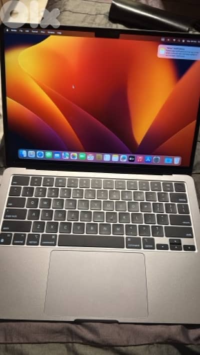 MacBook Air 13.6” M2 (Model A2681)