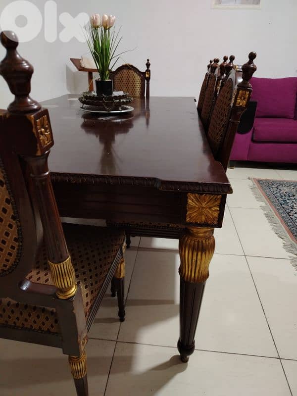 سفرة ٨ كراسي 1