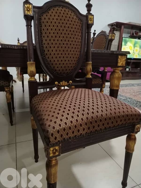 سفرة ٨ كراسي 2