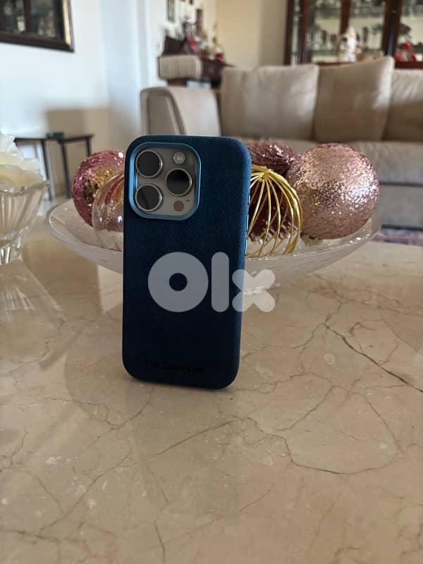 Iphone 15 pro Premium Alcantara case 8