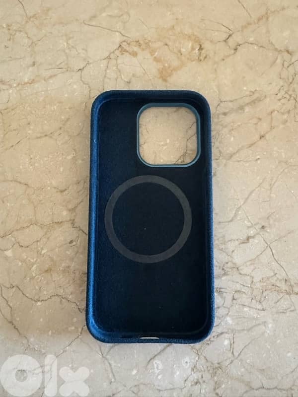 Iphone 15 pro Premium Alcantara case 11