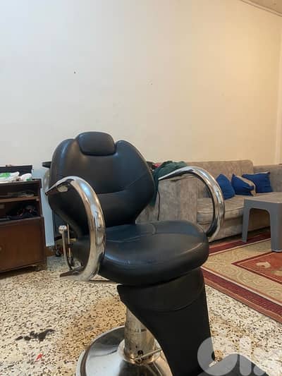 kerse neswene aw rejele b se3r la2ta