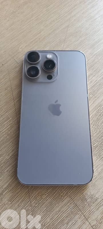 Iphone X look Iphone 15 pro 0