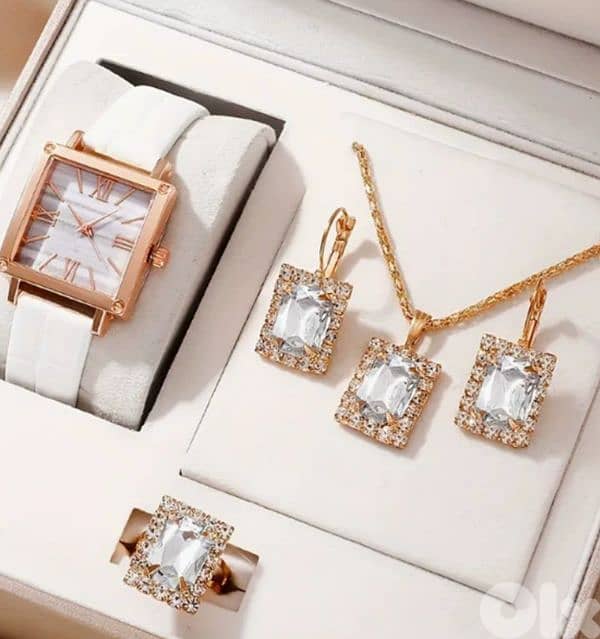 Roman watch for women 3