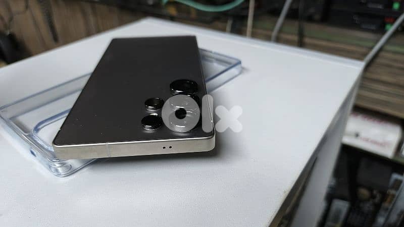 samsung  S25 ultra   titanium gray color 1