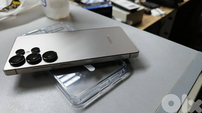 samsung  S25 ultra   titanium gray color 2