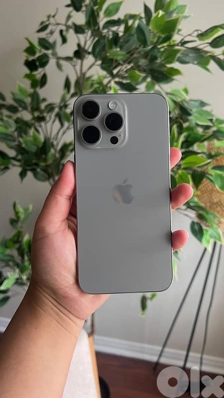 Iphone 15 pro max 256GB 0