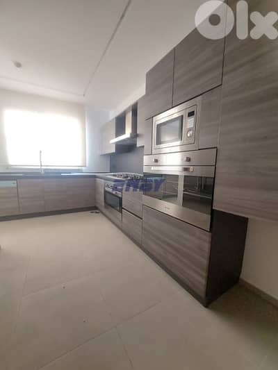 Apartment Rent Ramlet El Bayda | Luxurious | Sea View | Renovated