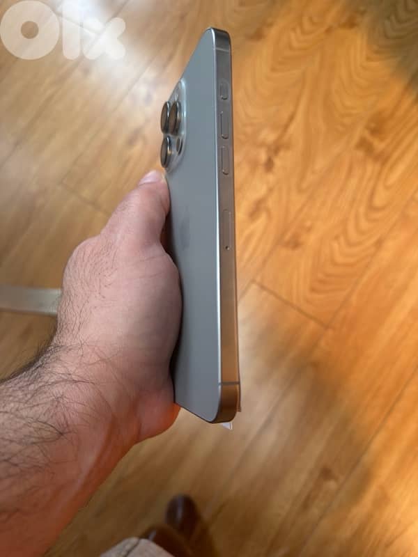 iphone 16 pro max 256 natural titanium 2