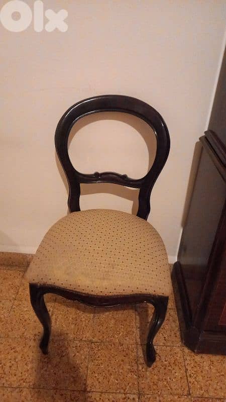 Dining table + 8 chairs 1