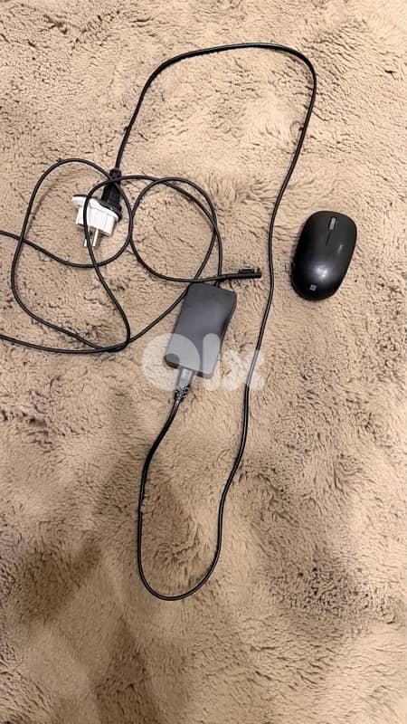 Microsoft laptop NO SCRATCHES AT ALL not laggy 3