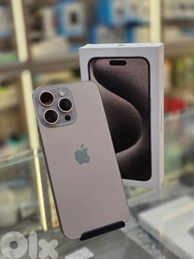 Used 15 pro max 256 gb natural  504 cycle