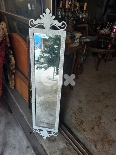 مرآة فورفوجي طويلة قديمة