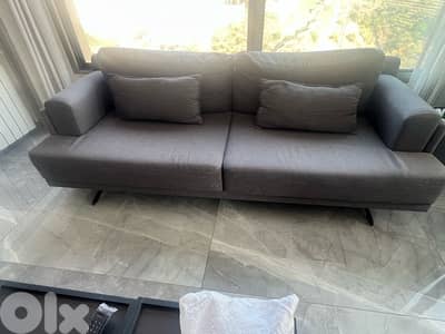 Grey Sofa – 220 cm – Great Condition – $450
