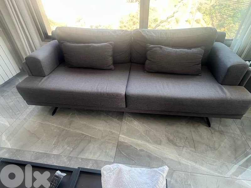 Grey Sofa – 220 cm – Great Condition – $450 0